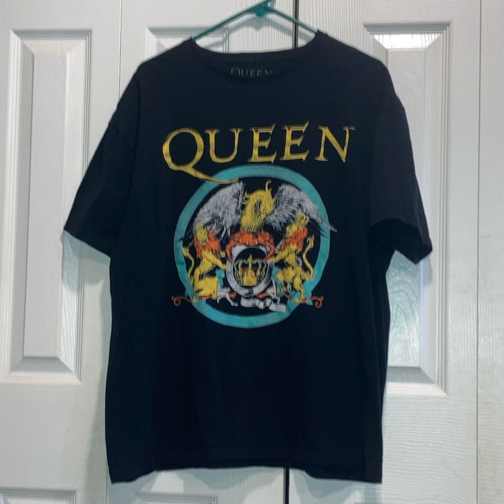 Men’s queen tee black size XL